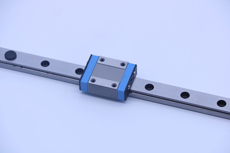 重負荷直線導軌